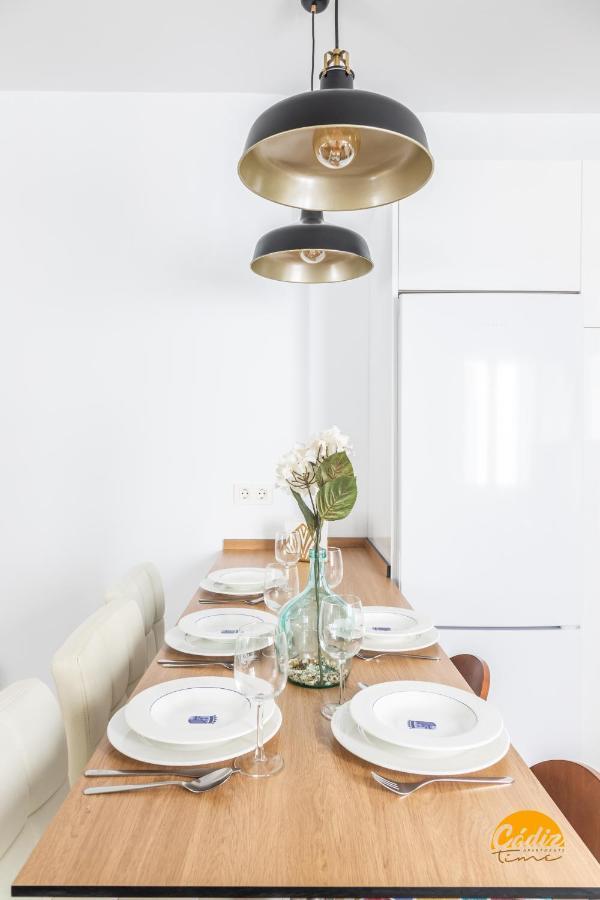 El Patio Del Mar By Cadiz Time Apartment ภายนอก รูปภาพ